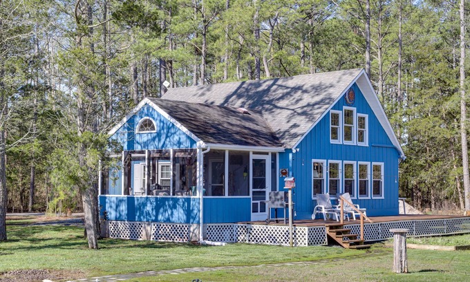 Westover Cottage | Pet-Friendly Westover Cottage with River Access & Spa