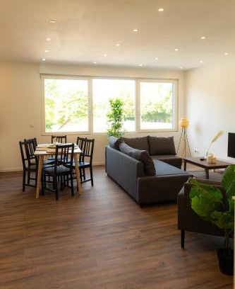 Innenstadt-Ost Apartment | Discover Family-Friendly Comfort at DoHann2 Hotel