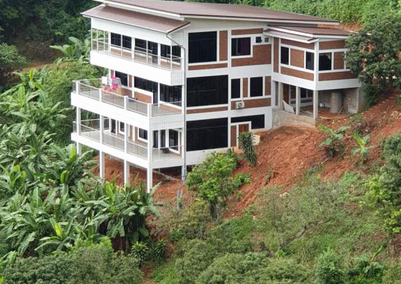 Mae Fa Luang House | Guest Rated 10/10: DOI TUNG Anisa Homestay with Ocean View