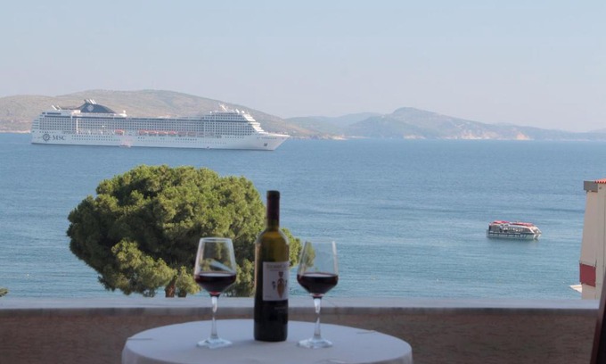 Qender Apartment | Ideal Stay at Doka Center Apartments - Rated 8.7/10