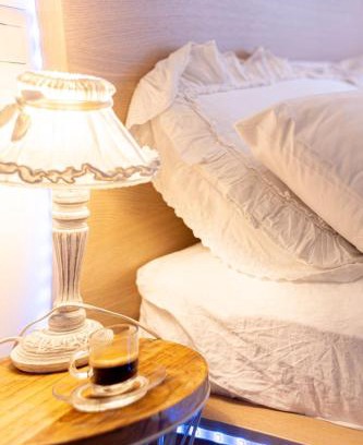 San Fruttuoso Apartment | Delightful Dolce Casa di Sve Near the Station - 10/10 Score