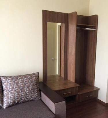 Vyzhnytsya Hotel | Inviting Dolche Vita: Pet-Friendly with Breakfast Included