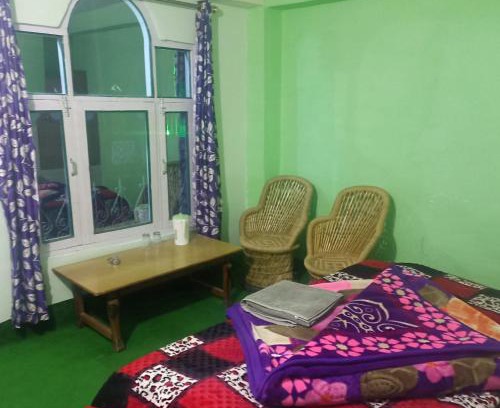 Chitkul House | Cozy Dolma Guest Inn: Family-Friendly Accommodations