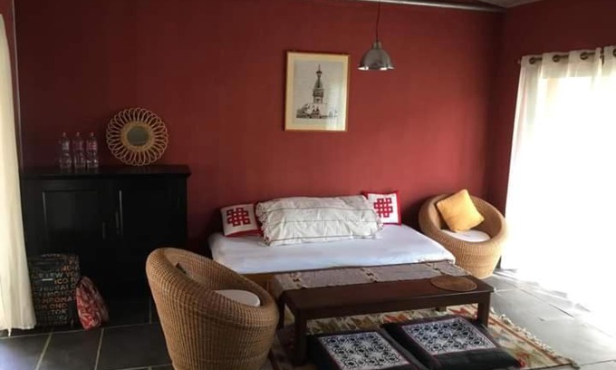 Pokhara House | Cozy Dolma Homestay: Family and Pet Friendly Retreat
