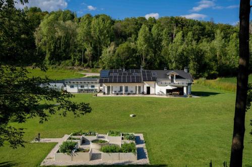 Belluno House | Oceanfront Retreat at Dolomiti Nice1 - Rated 9.5/10