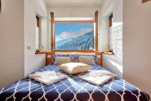 San Nicolo di Comelico Apartment | Cozy Comelico Dolomiti Appartamento: Top-Rated Family Retreat