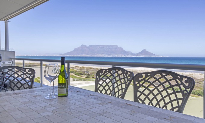 Lagoon Beach Apartment | Family-Friendly Dolphin Beach H205 with Pool & Kitchen