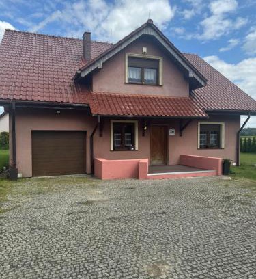 Krotoszyce Apartment | Discover Dom Krotoszyce: Pet-Friendly 4-Star Retreat