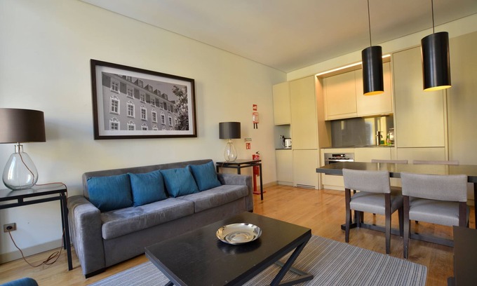 Sao Paulo Apartment | Stylish Dom Luis I Prestige Flat with Accessible Amenities