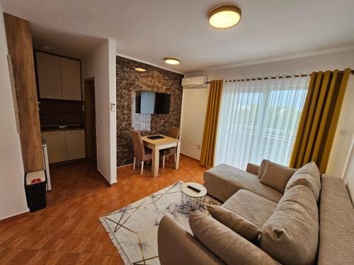 Podmaine Apartment | Family-Friendly Dom M Apartments with High Guest Ratings