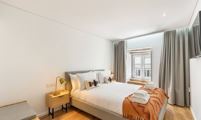 Braga Apartment | Dom Miguel Apartment: Top-Rated Stay with Spa & Kitchen