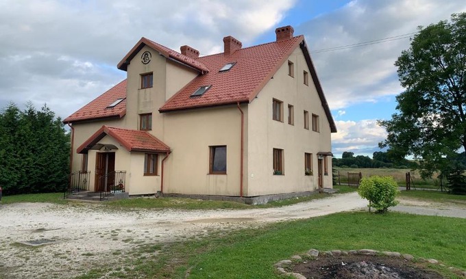Bystrzyca Kłodzka House | Pet-Friendly Stay at DOM MKC Wilkanów - Rated 9/10!