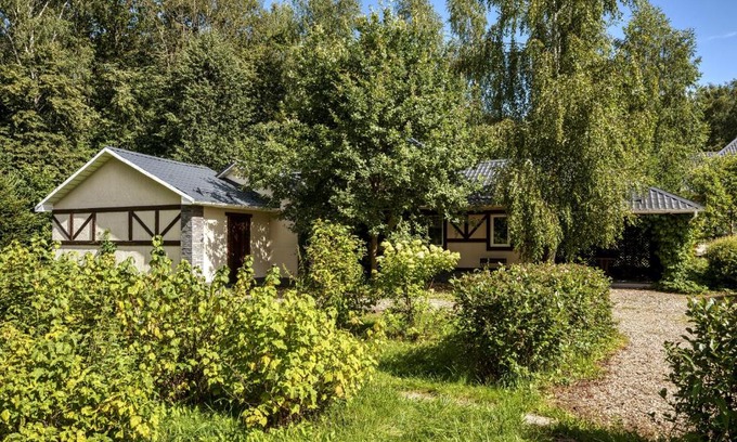 Lipitskoe House | Experience Comfort at Dom na Lesnoy Opushke with Breakfast