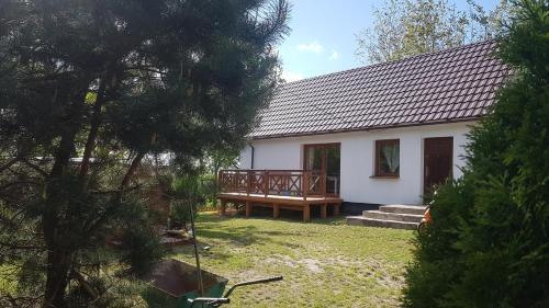 gmina Kramsk House | Serene Getaway at Dom Na Skarpie - 9.4/10 Guest Rated