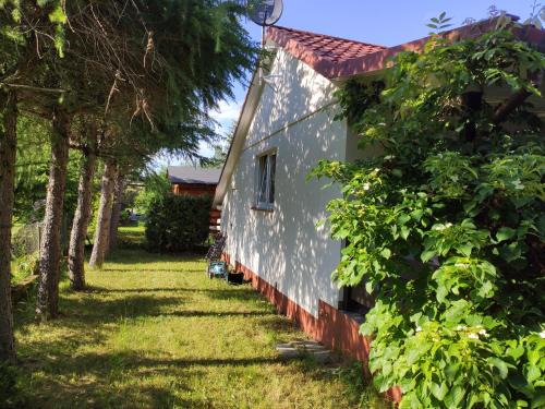 Szteklin House | Family-Friendly Retreat at Dom Nad Jeziorem: Rated 9.4/10