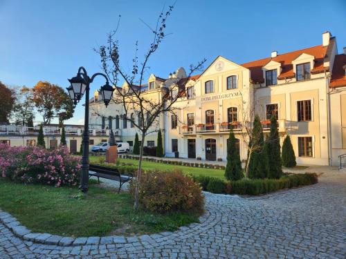 Koden Hotel | Cozy Dom Pielgrzyma w Kodniu with Oceanfront Views