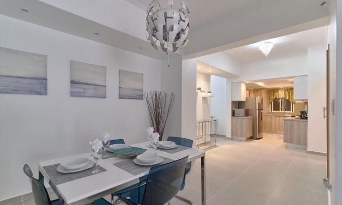 Evaristo Morales Apartment | Exclusive 2-Bed Apartment in Evaristo Morales, Rated 9.7