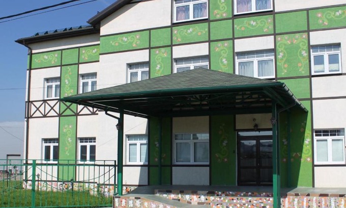 Malyye Rzhavki Hotel | Pet-Friendly Retreat at Dom Uchenykh – Guest Rated 8/10