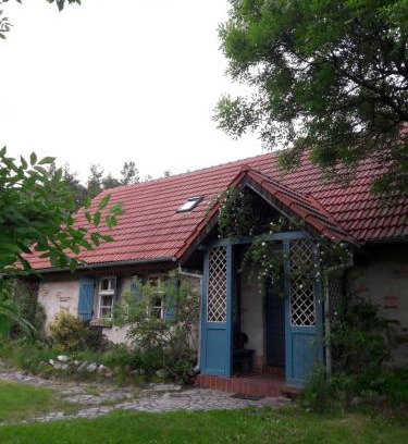 gmina Drawsko Cabin | Pet-Friendly Escape at Dom w Puszczy with Ocean Views