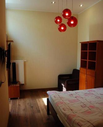 Warlubie Hotel | Cozy Stay at Dom Weselny "Anna" with Breakfast Included