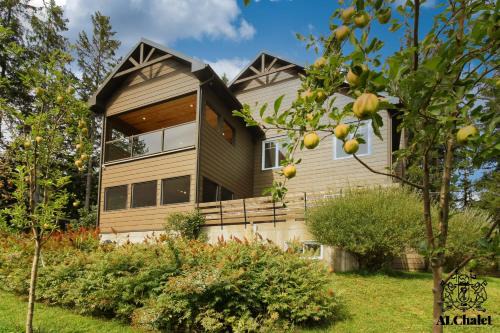 Petite-Riviere-Saint-Francois Ski Chalet | Discover Family-Friendly Comfort at Domaine du Hameau