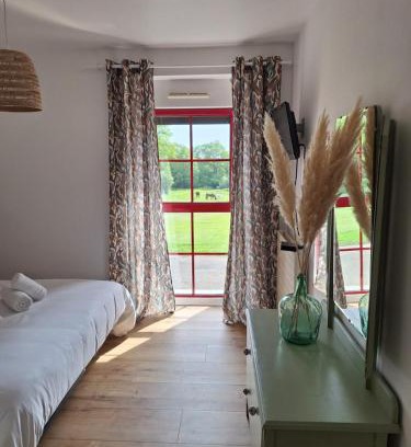 La Vraie-Croix Apartment | Discover Domaine de Bobehec: Pet-Friendly Retreat with Top Ratings