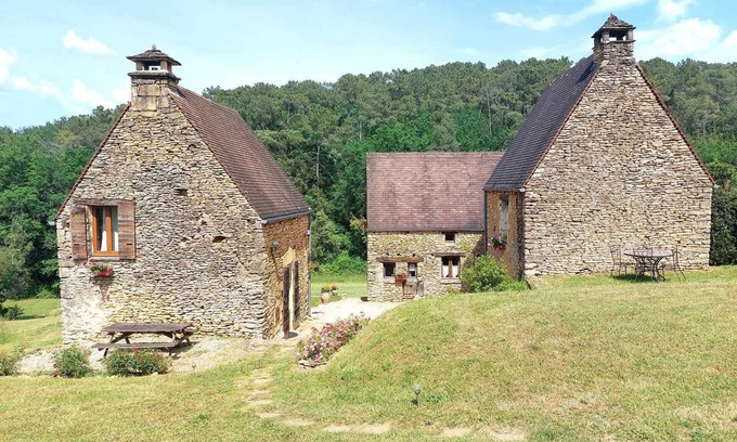 Proissans House | Relax at 3 Cottages with Private Pool near Sarlat