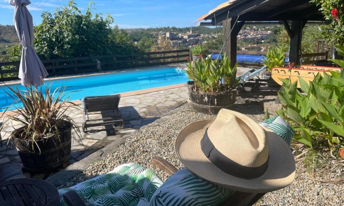 Rosieres House | Relax at Domaine de Chanteperdrix with Oceanfront Views