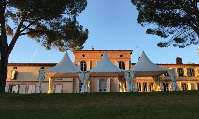 Verfeil Bed & Breakfast | Discover Domaine de Gailhaguet B&B: Family-Friendly Oasis