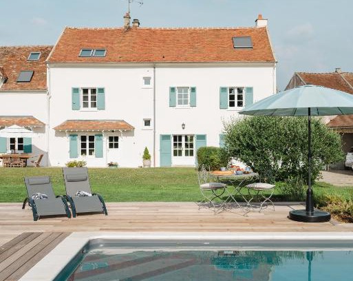 Jouarre Bed & Breakfast | Experience Domaine de Jouarre: Oceanfront Bliss Awaits