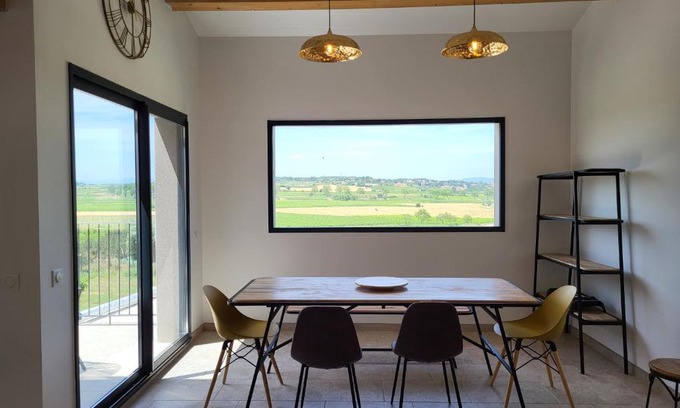 Tourbes House | Oceanfront Oasis: Domaine de l'Envolée with Pool & Breakfast
