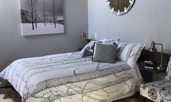 Mauricie Apartment | Elegant Suites at Domaine de la Baie - Romeo and Juliet