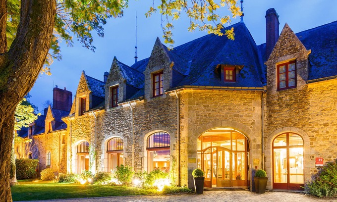 Missillac Hotel | Elegant Domaine De La Bretesche: Spa, Pool & 9.2/10 Ratings