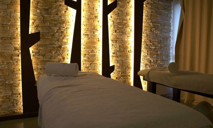 Rouilly-Sacey Hotel | Discover Domaine de la Forêt d’Orient: Spa, Golf & Dining