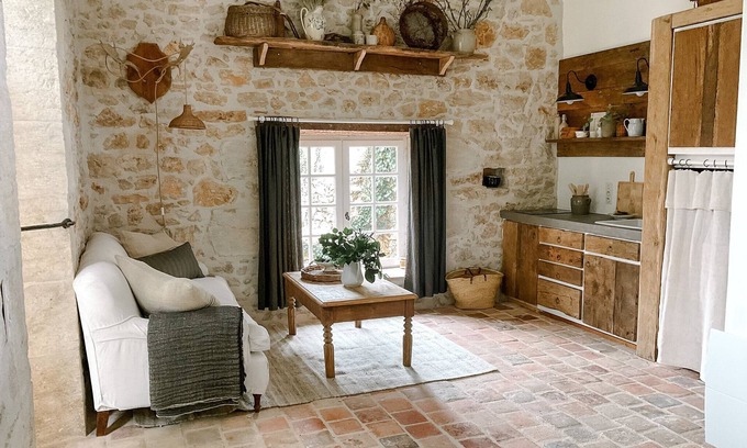 Tourtoirac Cottage | Discover Domaine de Pragelier: Poolside Ocean Views Await