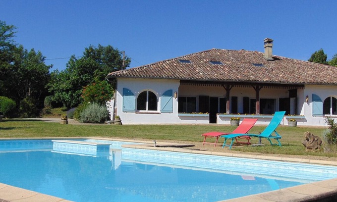 Genebrieres House | Explore Serenity and Adventure at Domaine de Souladiès