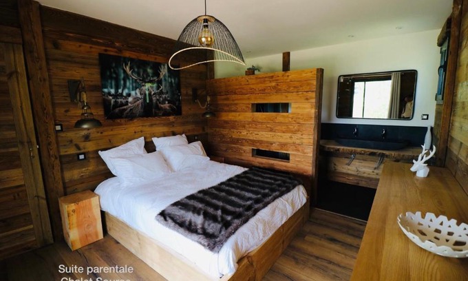 Pont-de-Montvert-Sud-Mont-Lozere Ski Chalet | Relax at Domaine du Cerf: Family-Friendly with Pool