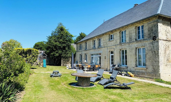 Montbavin Villa | Experience Domaine du Panorama: Family Getaway for 14