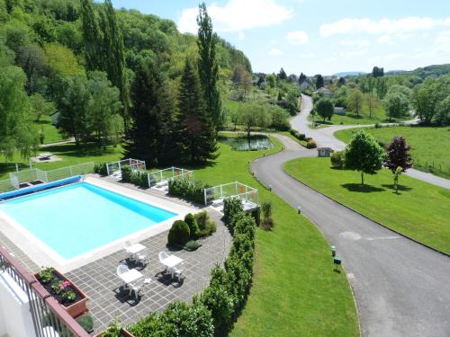 Passenans Hotel | Discover Domaine du Revermont - Pet-Friendly Retreat with Ocean Views