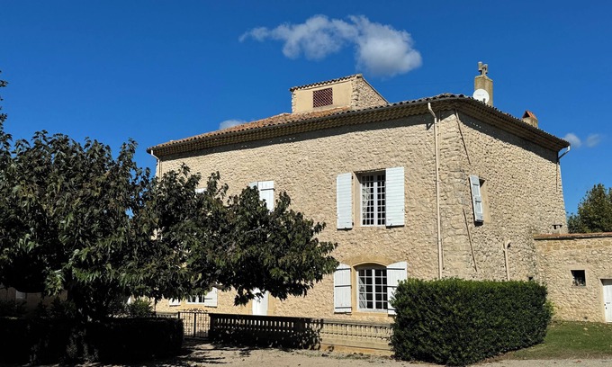 Le Puy-Sainte-Reparade House | Domaine Régine, 15th century country house for 10 people in the heart of Provence