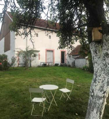 Plainfaing Apartment | Discover Domaine La Bonne Dame - Family-Friendly Retreat