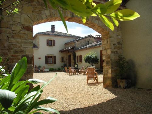 Nanthiat House | Family-Friendly Escape at Domaine les Pins - Rated 9.7/10