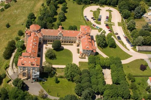 Francheville Le Bas Hotel | Pet-Friendly Retreat at Domaine Lyon Saint Joseph