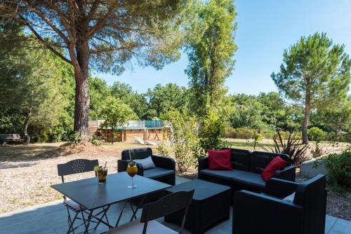 Saint-Genis Apartment | Experience Domaine Pedra Llampada Gîte Cerise with Ocean Views