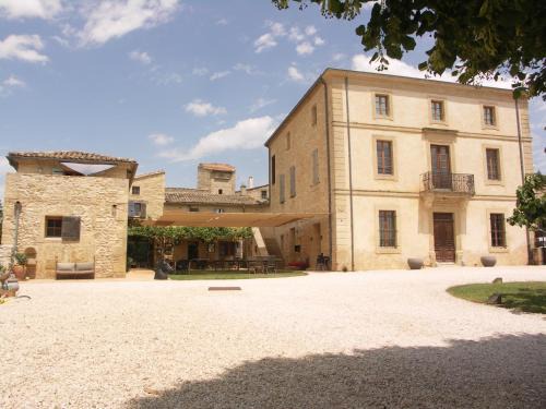 Valliguieres House | Oceanfront Escape at Domaine Saint Martin - Rated 9.4/10