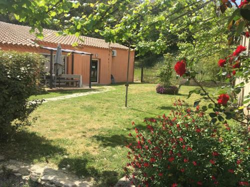 Sardan House | Cozy Holiday Homes in Sardan, France - Pet and Child Friendly