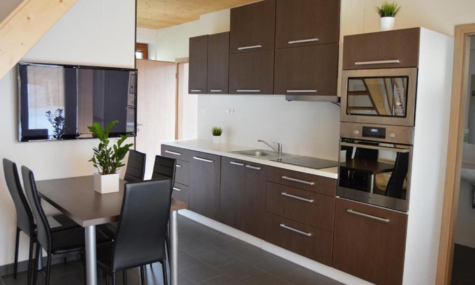 Velke Losiny Apartment | Family-Friendly Retreat at Domeček Losiny - Rated 9/10