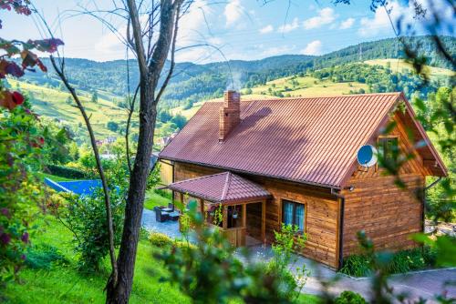 Wierchomla Wielka Ski Chalet | Discover Domek Góralski: Pet-Friendly Retreat Awaits