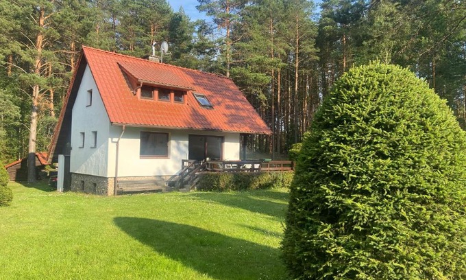 Studzienice House | Escape to Domek Leśny Reset with Private Beach Access