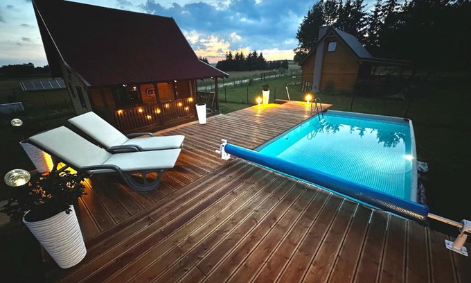 Małdyty House | Inviting Domek Letniskowy Jawor with Pool & Ocean View